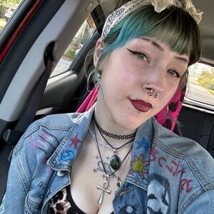 Meet your Posher, Lou